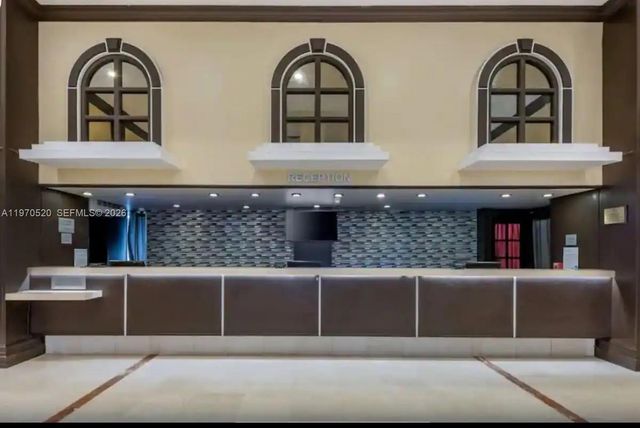 19201 Collins Ave 436, Sunny Isles Beach, FL 33160