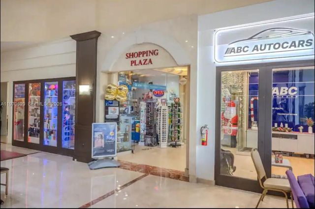 19201 Collins Ave 436, Sunny Isles Beach, FL 33160