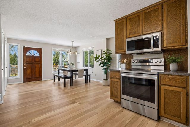 14212 Prairie Road NW, Andover, MN 55304