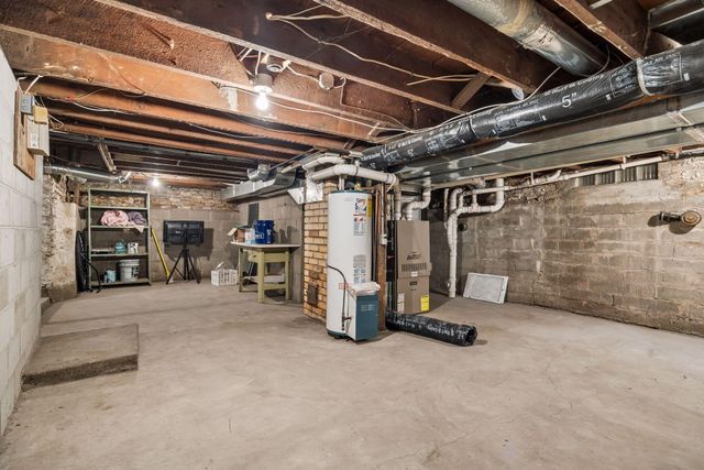 14212 Prairie Road NW, Andover, MN 55304