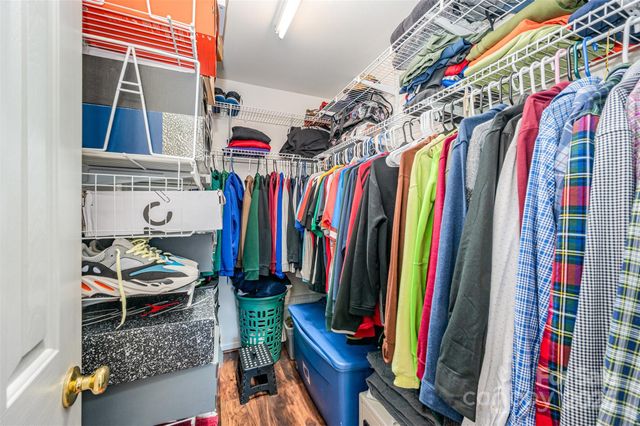 9734 Kennerly Cove Court, Charlotte, NC 28269