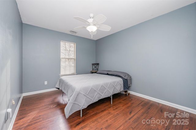 9734 Kennerly Cove Court, Charlotte, NC 28269