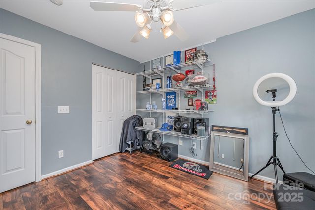 9734 Kennerly Cove Court, Charlotte, NC 28269