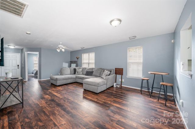 9734 Kennerly Cove Court, Charlotte, NC 28269