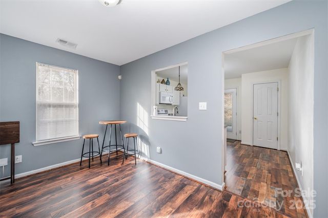 9734 Kennerly Cove Court, Charlotte, NC 28269