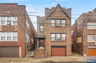 168 Cedar Street 1, Cliffside Park, NJ 07010