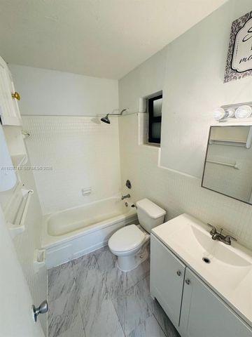 201 NW 47th Ave 3, Miami, FL 33126