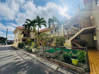 201 NW 47th Ave 3, Miami, FL 33126