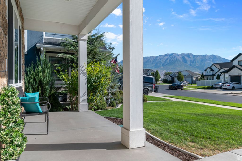 274 S CHARDONNAY CIR, Vineyard, UT 84059 — photo 2