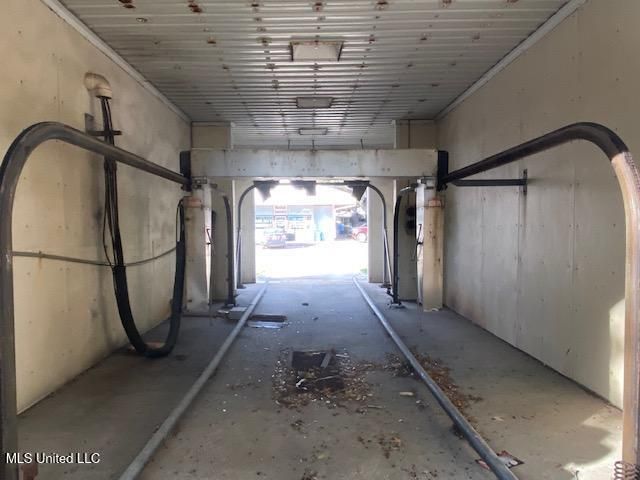 1728 Ingalls Avenue, Pascagoula, MS 39567