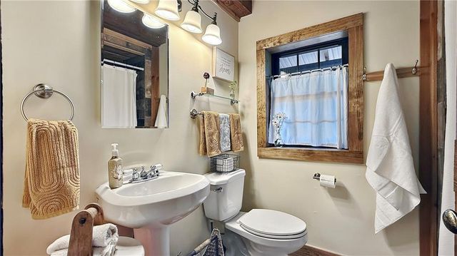 527 Beason Road SE, Calhoun, GA 30701