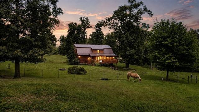 527 Beason Road SE, Calhoun, GA 30701