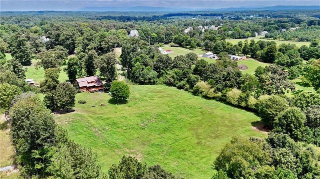 527 Beason Road SE, Calhoun, GA 30701