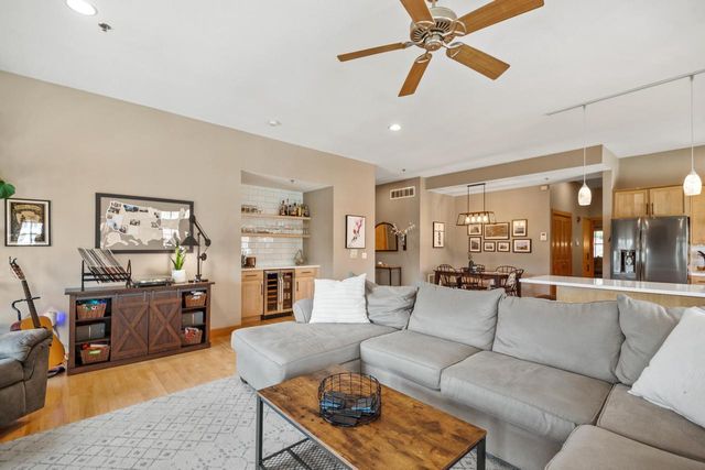 1809 N Commerce STREET #103, Milwaukee, WI 53212