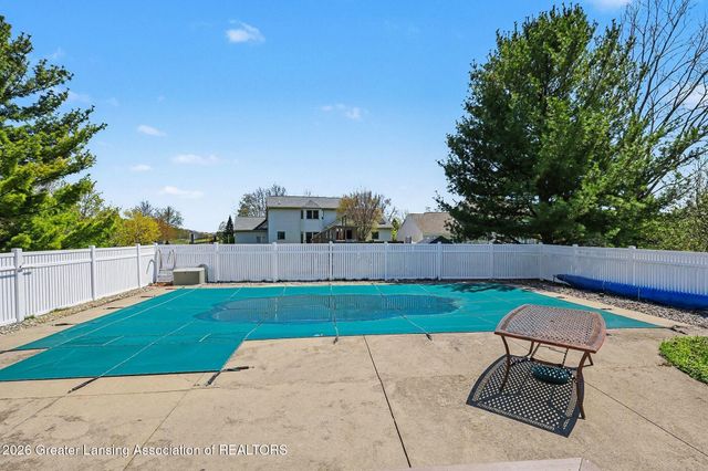 13599 Honeylocust Drive, Dewitt, MI 48820