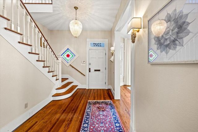 2207 Bernardo De Galvez, Galveston, TX 77550