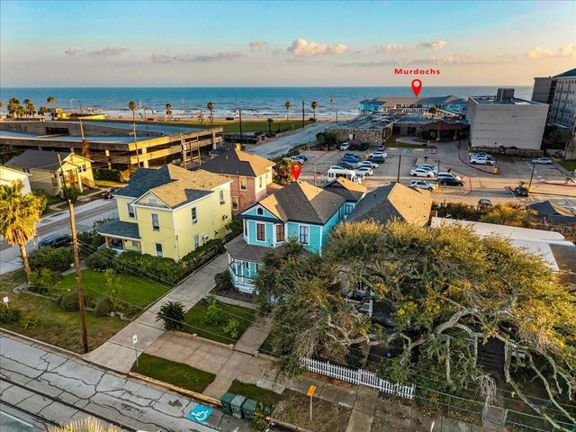 2207 Bernardo De Galvez, Galveston, TX 77550