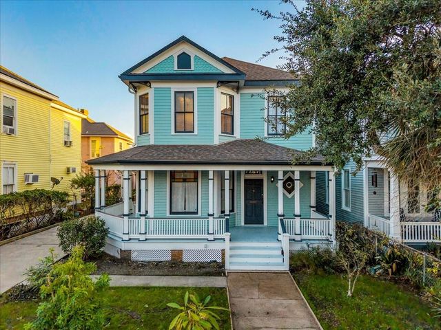 2207 Bernardo De Galvez, Galveston, TX 77550