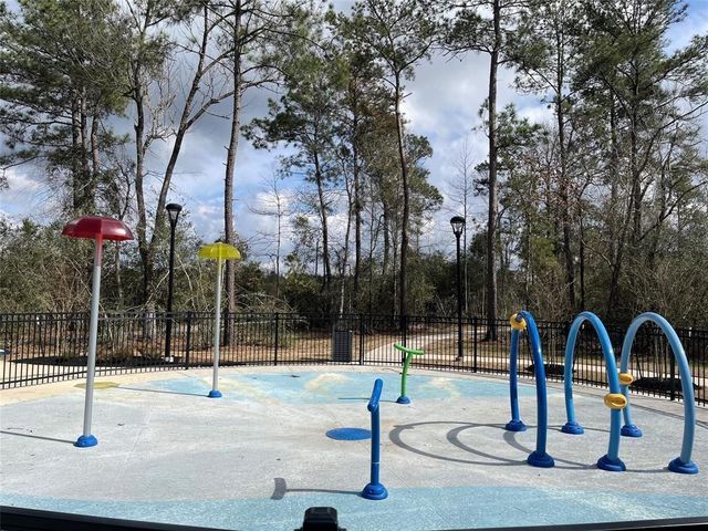323 Bush Meadow Lane, Magnolia, TX 77354
