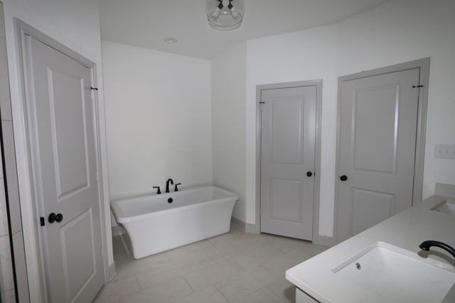 11796 Jayden Lane, Tyler, TX 75703