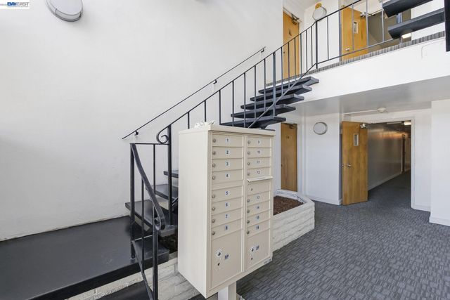 243 Castro St, San Leandro, CA 94577