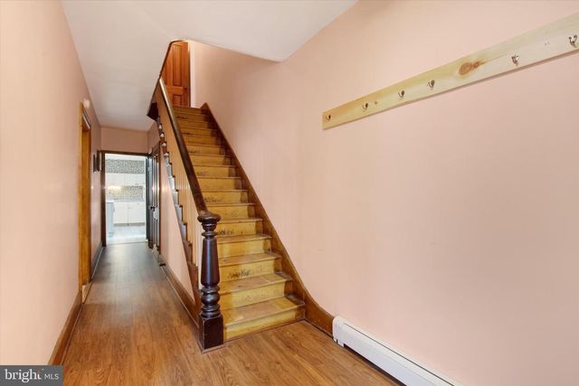 526 W KING ST, East Berlin, PA 17316