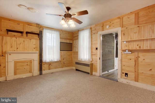 526 W KING ST, East Berlin, PA 17316