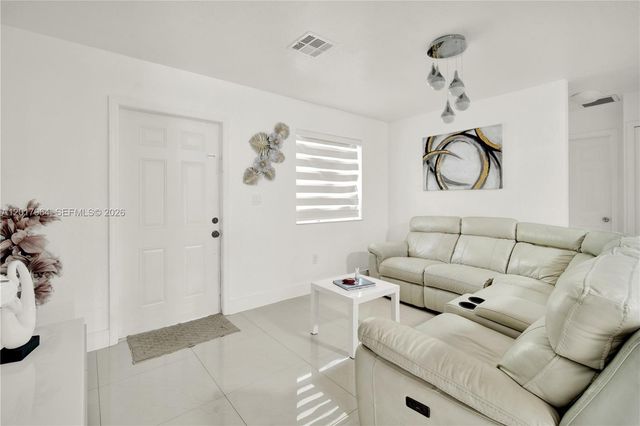 28424 SW 135th Ave, Homestead, FL 33033