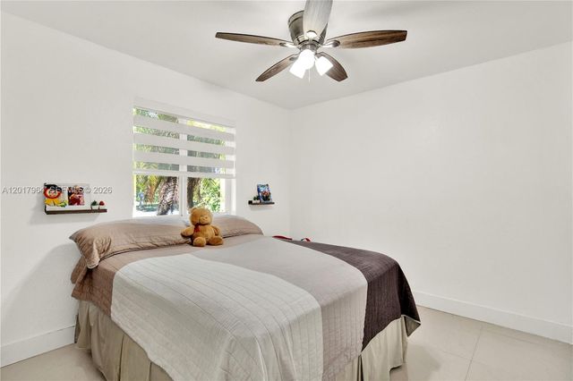 28424 SW 135th Ave, Homestead, FL 33033