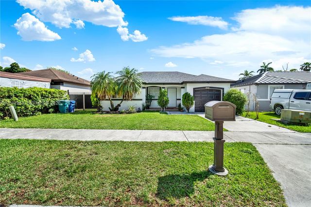 28424 SW 135th Ave, Homestead, FL 33033