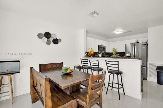 28424 SW 135th Ave, Homestead, FL 33033
