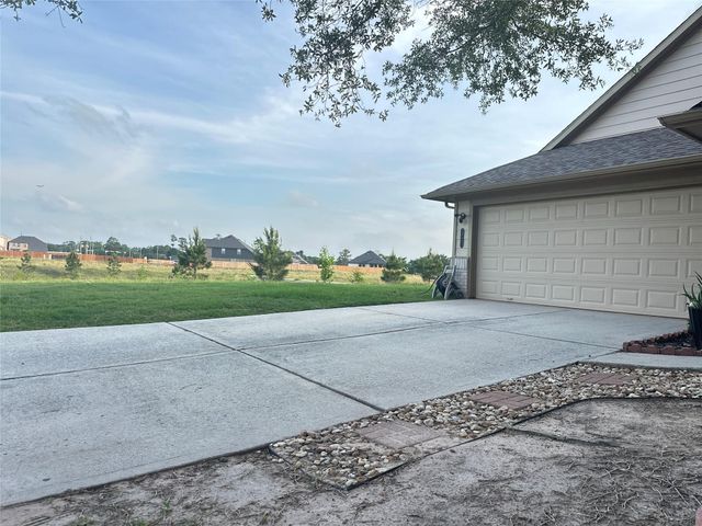 19403 Wildwood Dale Lane, Spring, TX 77379