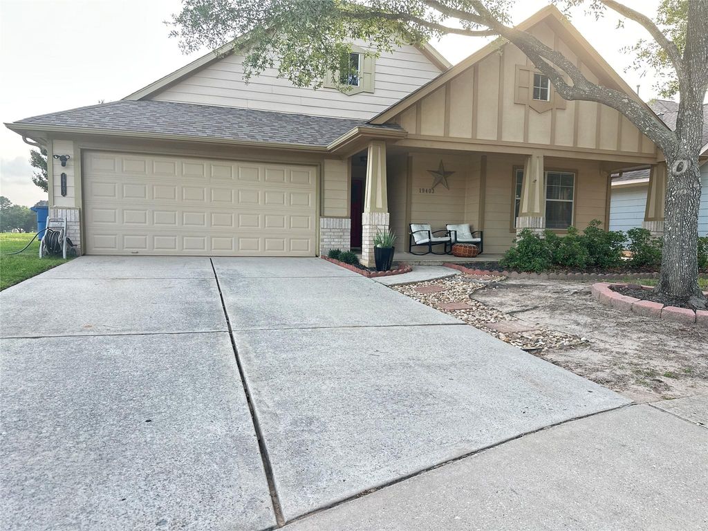 19403 Wildwood Dale Lane, Spring, TX 77379