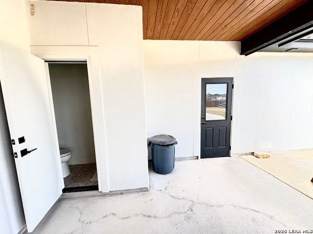 109 W Medium Meadow, Lytle, TX 78052