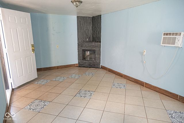 2325 N Webster Avenue, Indianapolis, IN 46219