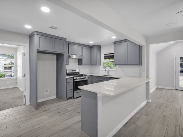 6032 Yeary Street, Lake Worth, TX 76135