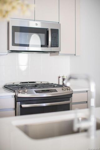 1 Third 322, Mineola, NY 11501