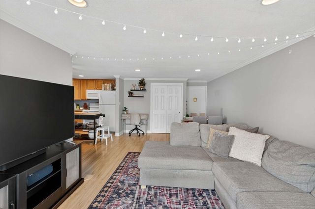 588 Main Street 3D, Stoneham, MA 02180