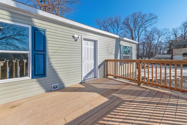 W4718 Highway 20, East Troy, WI 53120