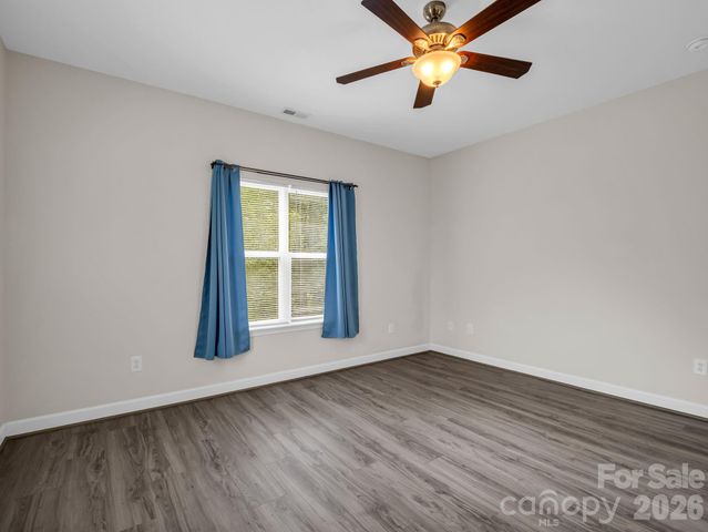 6 Scottish Circle, Asheville, NC 28803