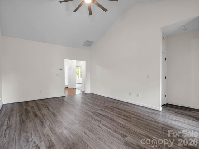 6 Scottish Circle, Asheville, NC 28803