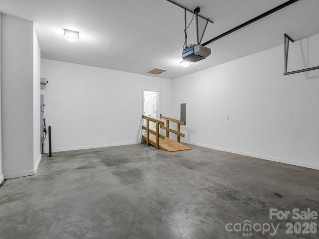 6 Scottish Circle, Asheville, NC 28803