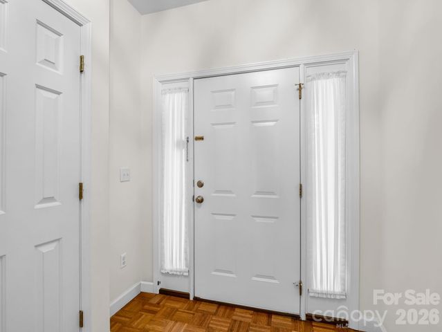 6 Scottish Circle, Asheville, NC 28803