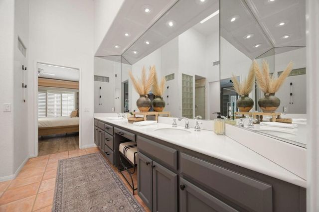 76564 Begonia Lane, Palm Desert, CA 92211