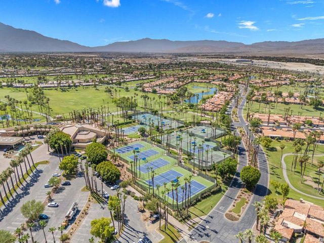 76564 Begonia Lane, Palm Desert, CA 92211