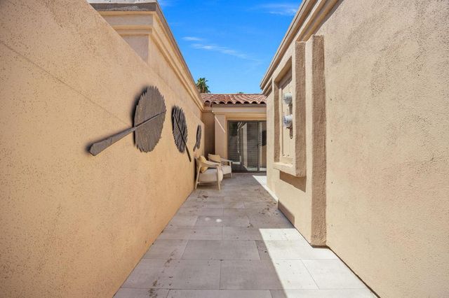 76564 Begonia Lane, Palm Desert, CA 92211