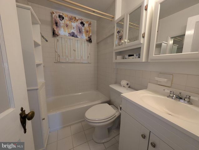 1129 PROVIDENCE RD, Springfield, PA 19064