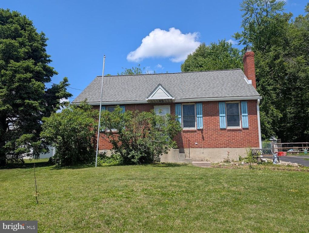 1129 PROVIDENCE RD, Springfield, PA 19064