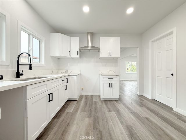 445 E 119th Street, Los Angeles, CA 90061