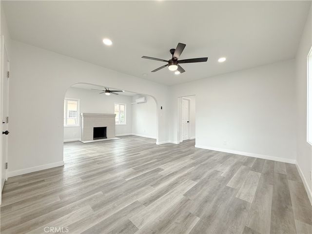 445 E 119th Street, Los Angeles, CA 90061